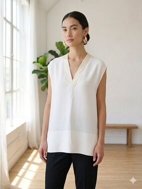 Vince Off White Sleeveless V-Neck Relaxed Tunic - XS / Small